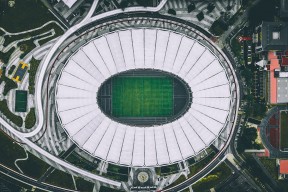 爱游戏官网-蝶泳赛场波兰选手力量爆发，蝶泳的波浪如何形成