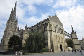 爱游戏登录入口-巴黎圣日耳曼联赛再下一城，德比战中轻松取胜